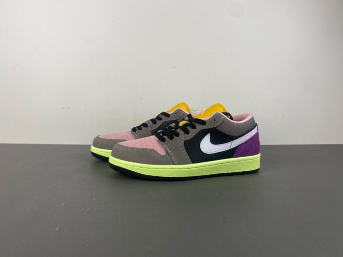 Air Jordan 1 Low Tokyo Bio Hack HQ2010-005