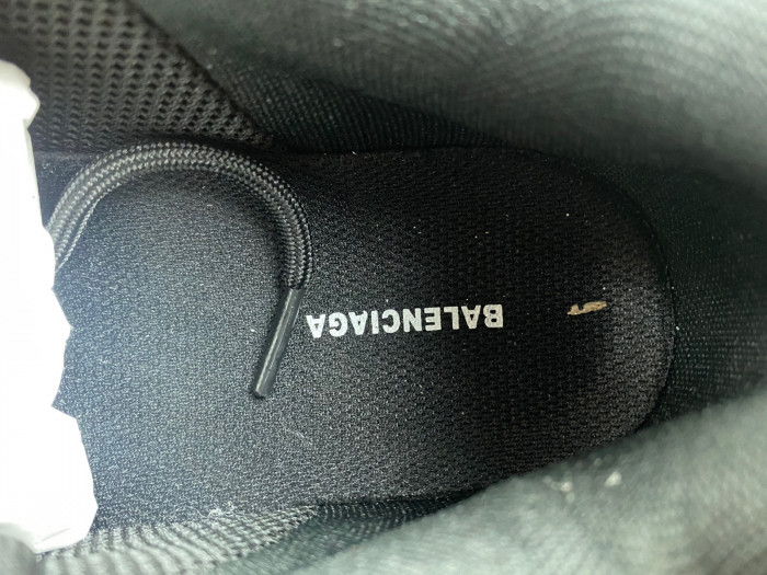 blcg sneaker triple.s sneakers 536737 w2fab1090