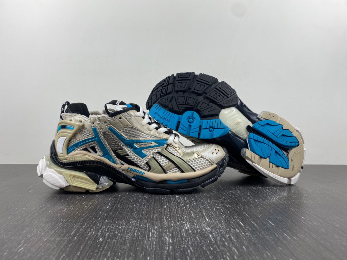 blcg runner sneaker bm5623-024