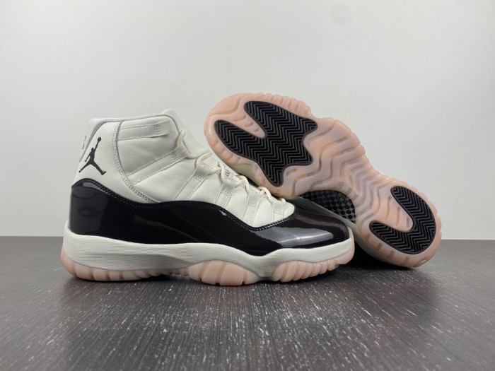 air jordan 11 wmns neapolitan ar0715-101