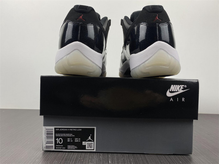 air jordan 11 low "72-10" av2187-001