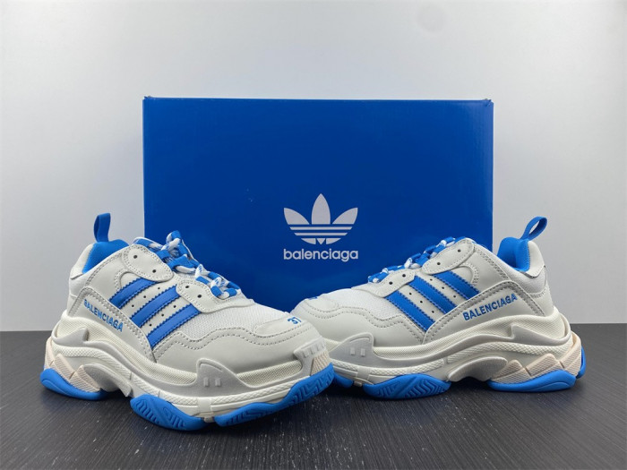 blcg sneaker triple.s sneakers 58963 w1y2598