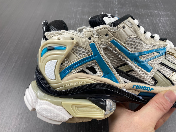 blcg runner sneaker bm5623-024