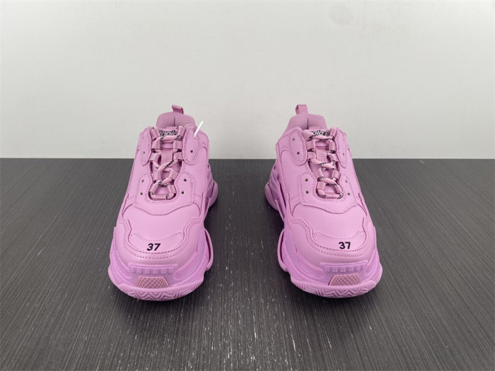 blcg sneaker triple.s sneakers 524039 w1fc3 9023