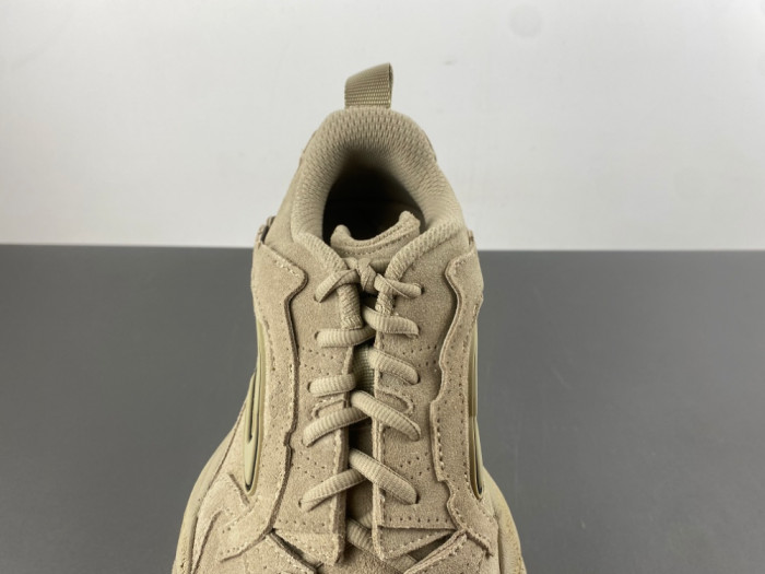 BLCG Sneaker 825418 WDWTS 1978