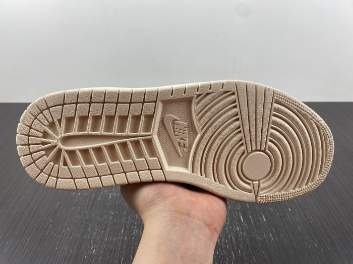 Travis Scott x Air Jordan 1 Low blue and black DM7866-225