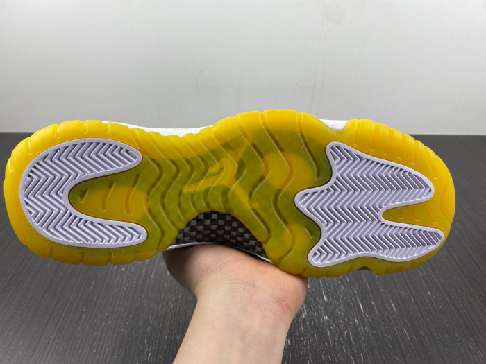air jordan 11 low wmns “yellow snakeskin” ah7860-107