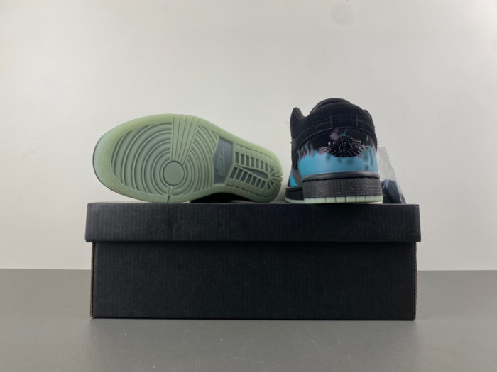 Air Jordan 1 Low “Fortune Fly” HQ3442-001