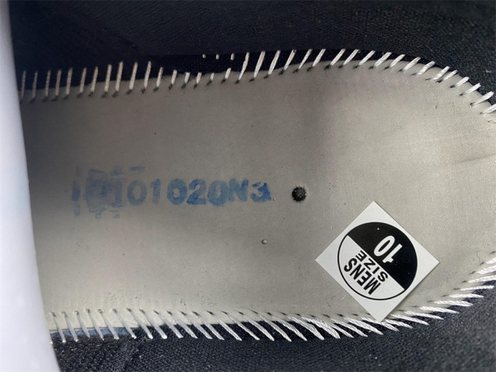 air jordan 11 low "72-10" av2187-001