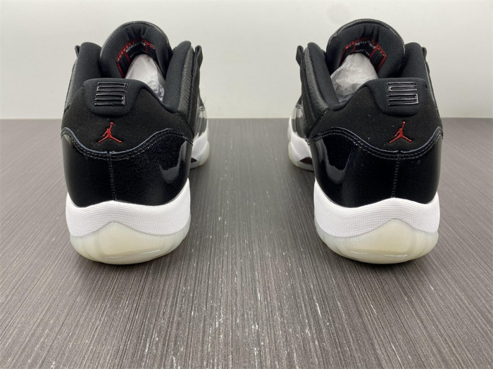 air jordan 11 low "72-10" av2187-001