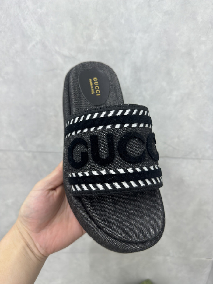 G*u*i slippers gu568-107