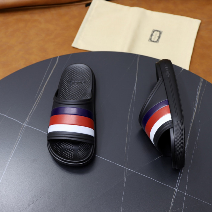 G*u*i slippers gu568-100