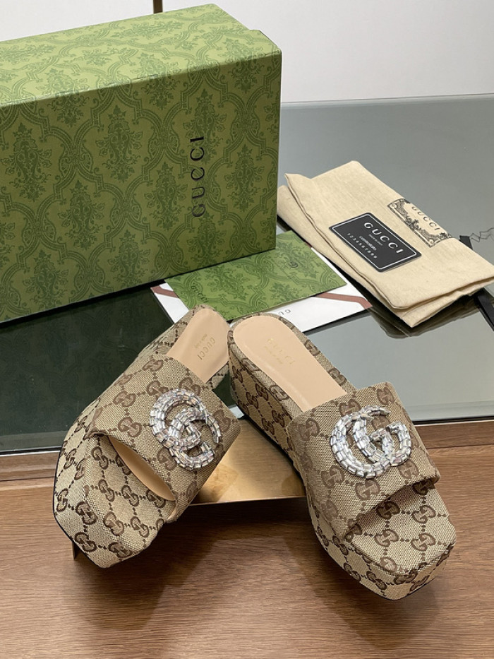 G*u*i slippers gu568-098