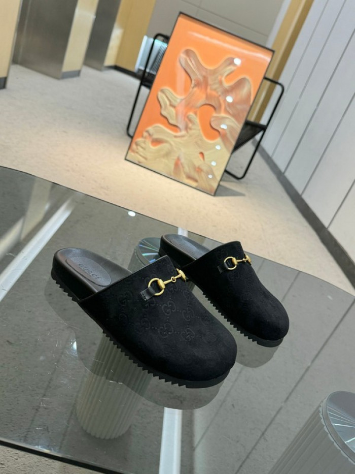 G*u*i slippers gu568-096