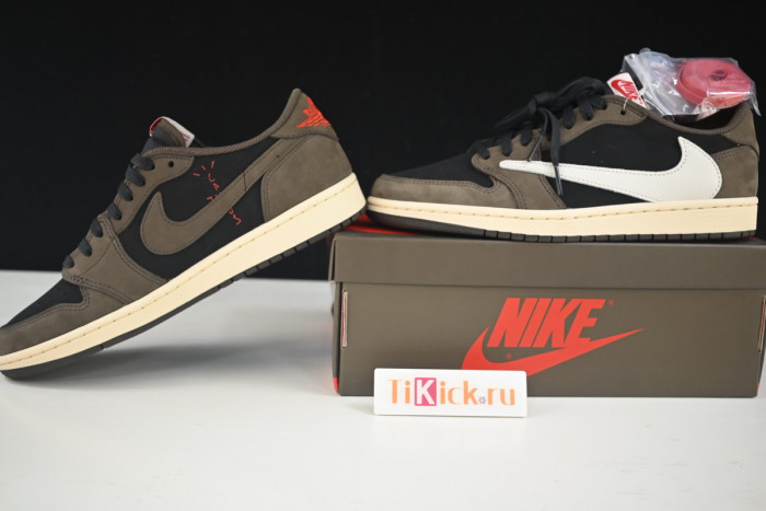 air jordan 1 travis scott x low cq4277-001