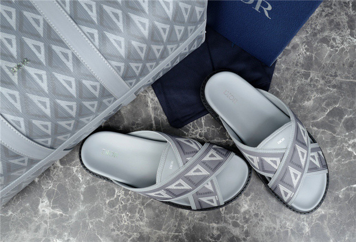 DIOR SLIPPERS