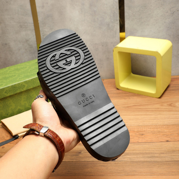 G*u*i slippers gu568-040