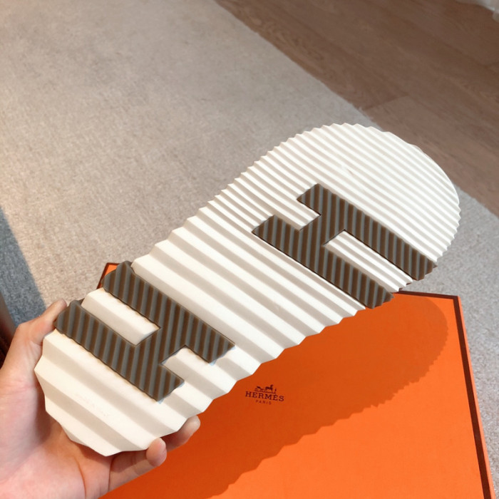 he*mes slide cu526-2074