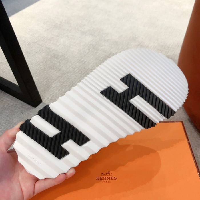 he*mes slide cu526-2082