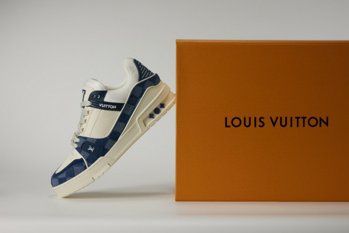 1V SNEAKERS 1V0425-046