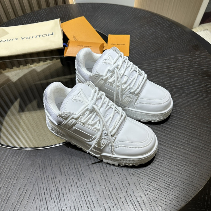 1V SNEAKERS 1V0425-152
