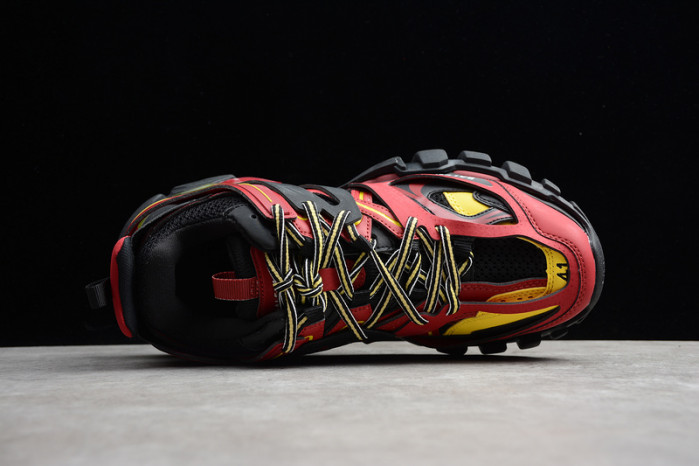 blcg track ecba8002832