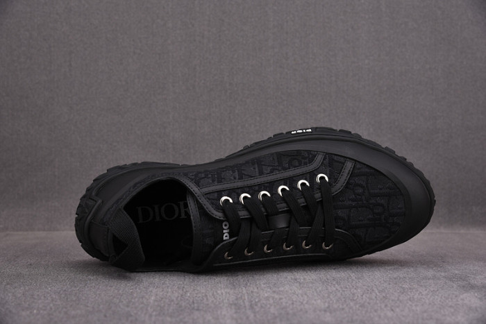 d10r b28 sneakers low top