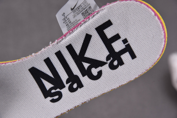 nike vaporwaffle sacai sail gum dd1875-100
