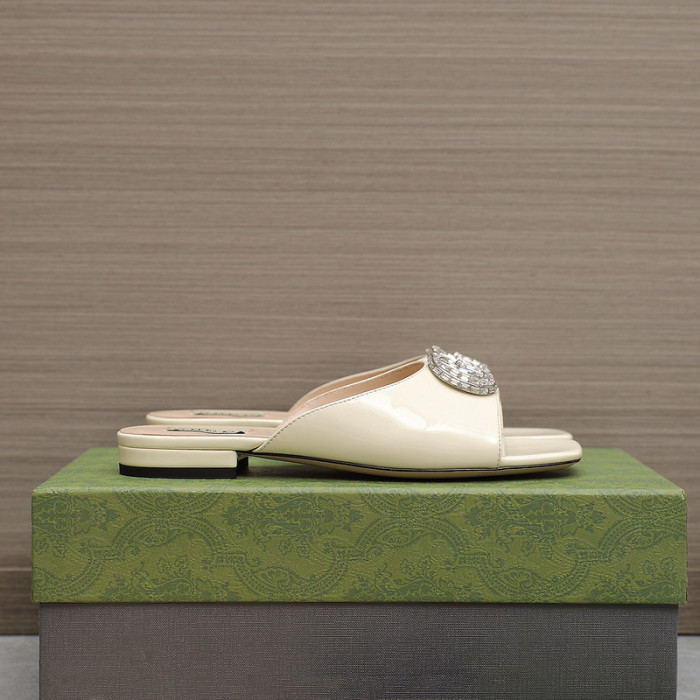 G*u*i slippers gu568-025