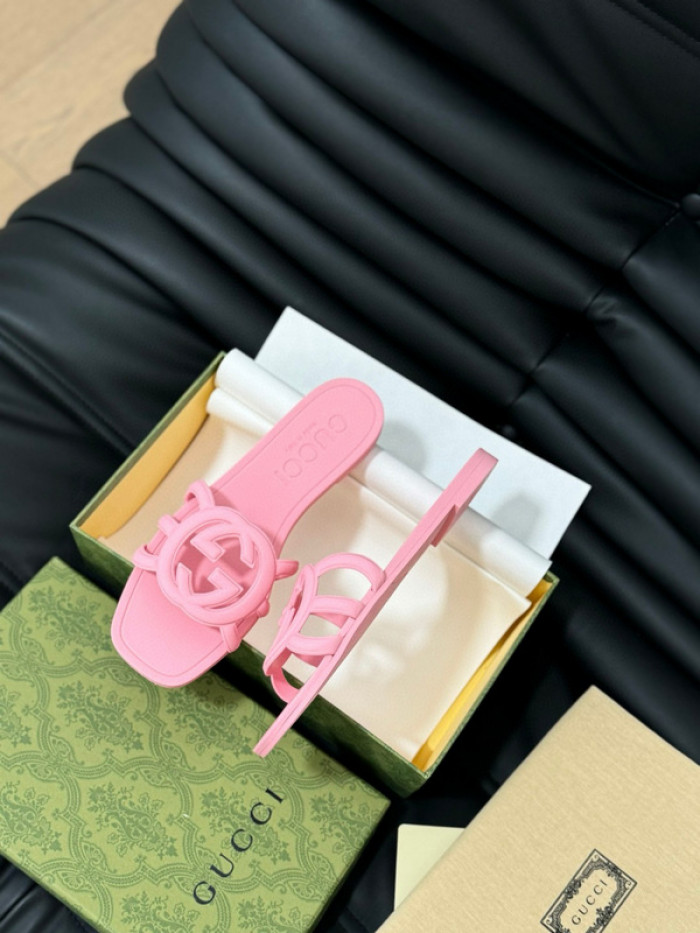 GUC* SLIPPERS DR258-095