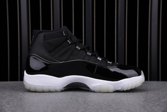 air jordan 11 25th anniversary black silver eyelets ct8012-011