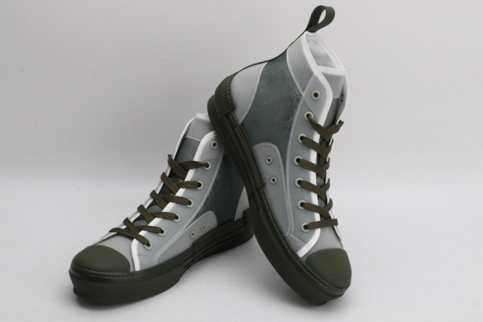 D10R B23 Sneakers High Top