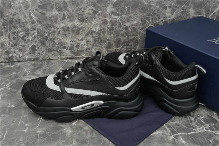 D10R B22 TRAINER SNEAKER