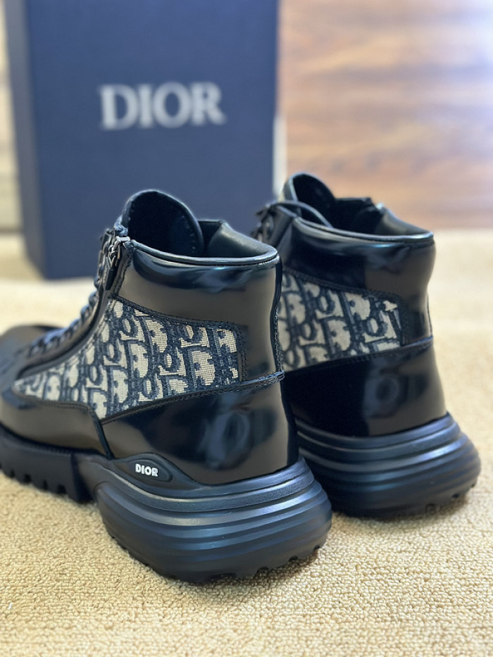 D10R SNEAKERS D896-111