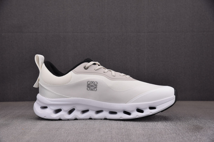 L0EWE SNEAKERS T0425-083