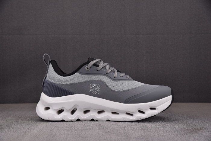 L0EWE SNEAKERS T0425-089