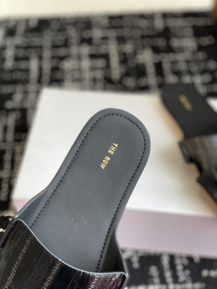 The Row Slides OT0104-037