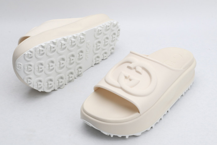 G*u*i slippers gu568-009