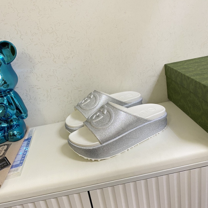 G*u*i slippers gu568-017