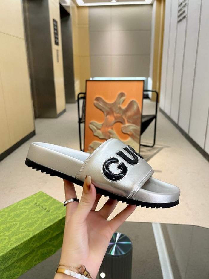 G*u*i slippers gu568-030