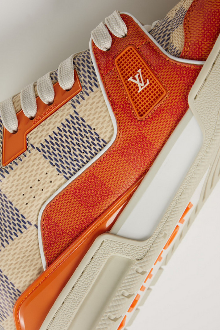 1V SNEAKERS 1V0425-009