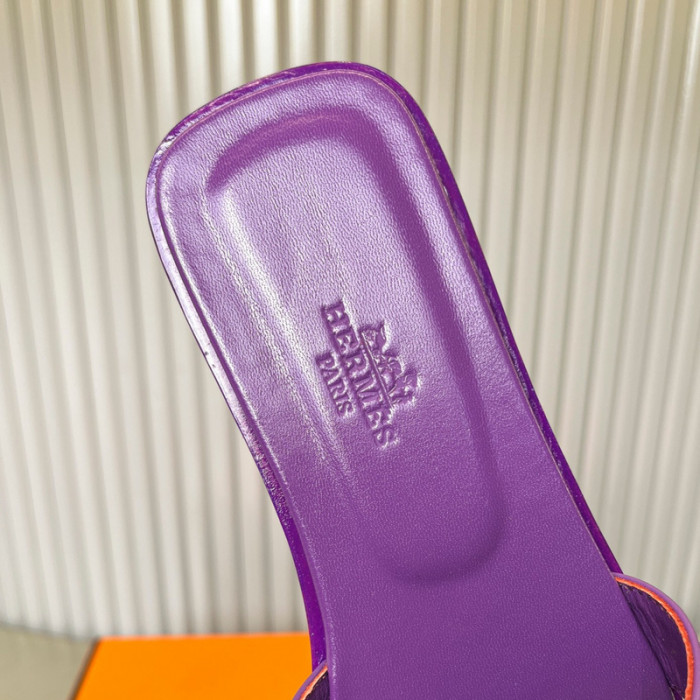 H**mes slide cu526-2052