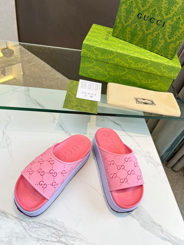 G*u*i slippers gu568-055