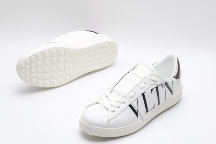 v*lentino sneakers va1085-246