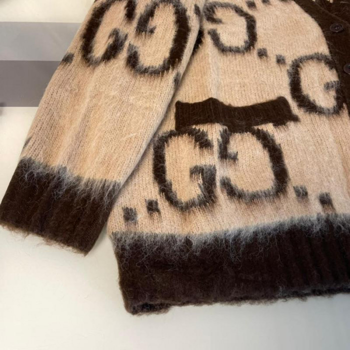 G*u*i* gg1216-074
