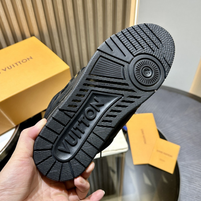 1V SNEAKERS 1V0425-132