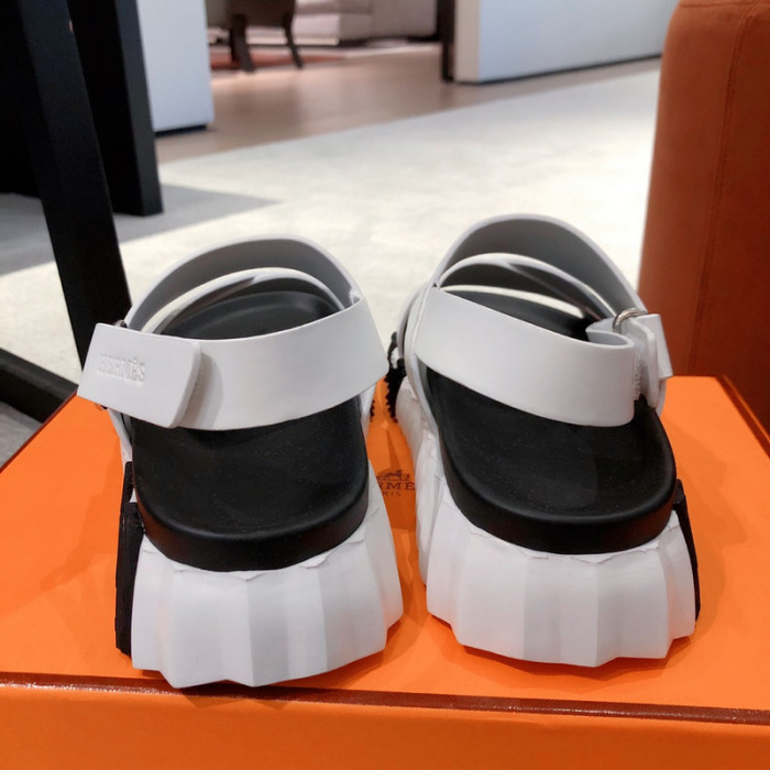 he*mes slide cu526-2064