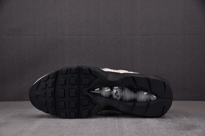 Comme des Garçons x Nike Air Max 95 