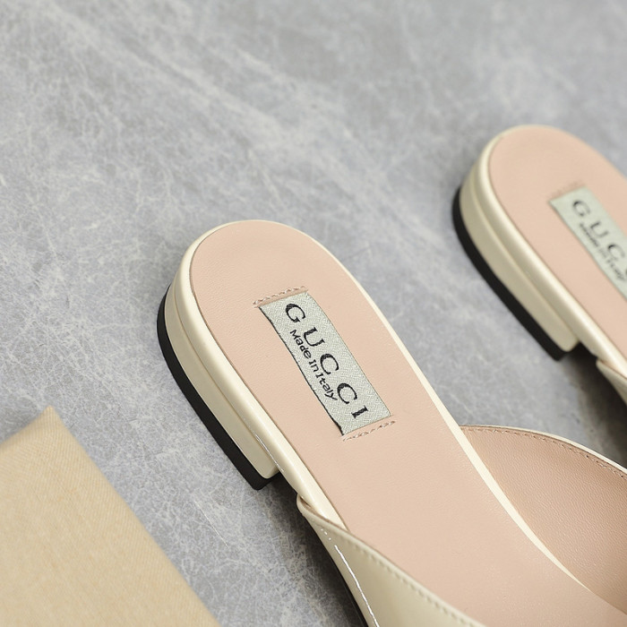 G*u*i slippers gu568-025