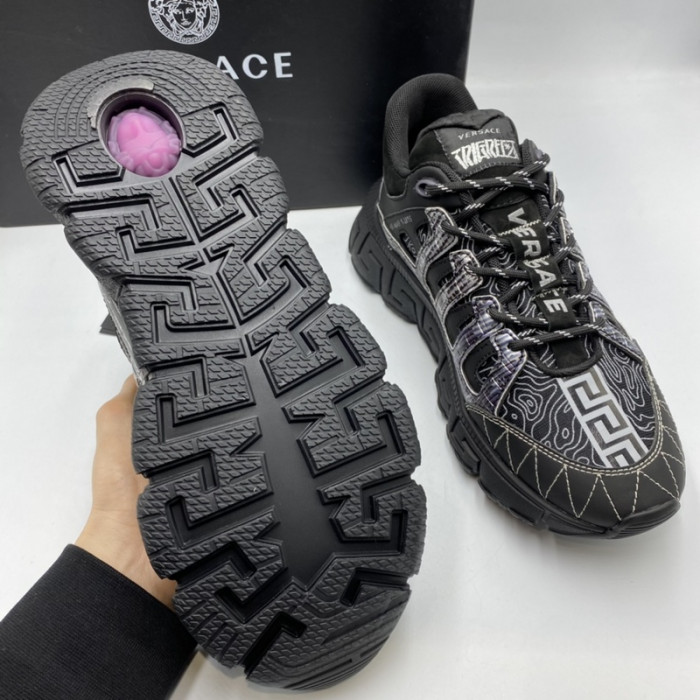 vers chain reaction sneakers